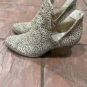 Coconuts by Matisse Trader Calf Hair Booties